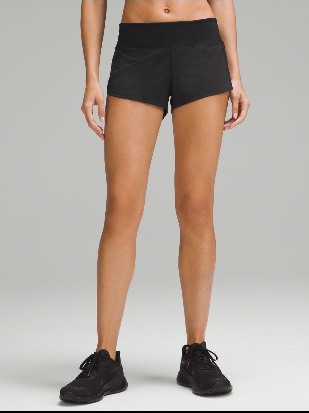 lululemon athletica Speed Up HR Short. 2.5" *Lined in Black Size 12